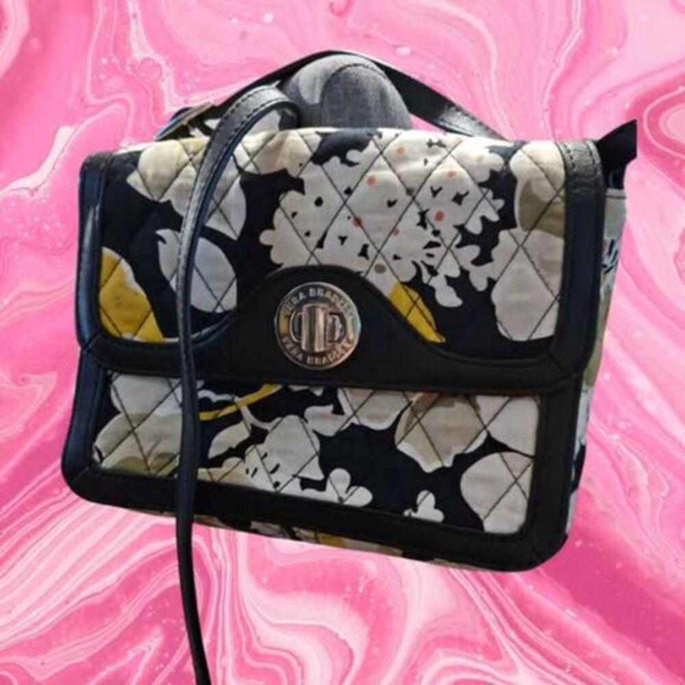 Vera Bradley‎ Turnlock Crossbody in Dogwood-Purse Bag Yellow/Black Floral